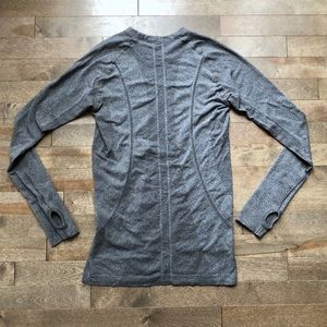 Lululemon Gray Swiftly Tech 6 Long Sleeve
